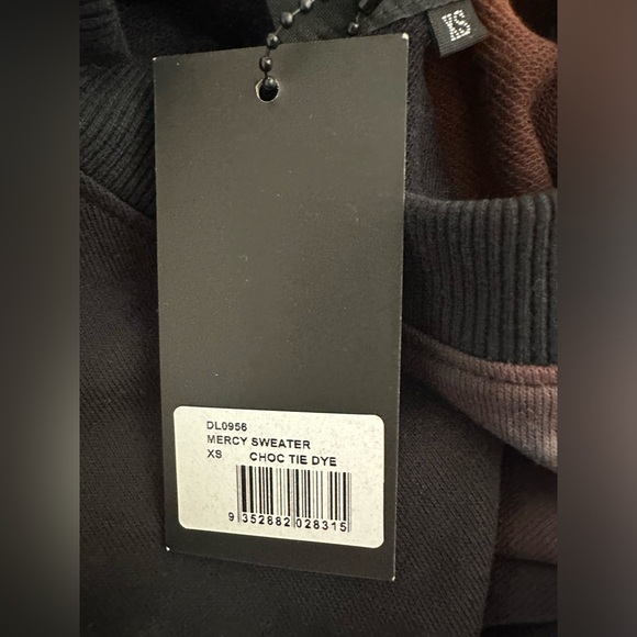 REVOLVE| BY. DYLN MERCY SWEATSHIRT IN CHOC BNWT - Picture 7 of 7